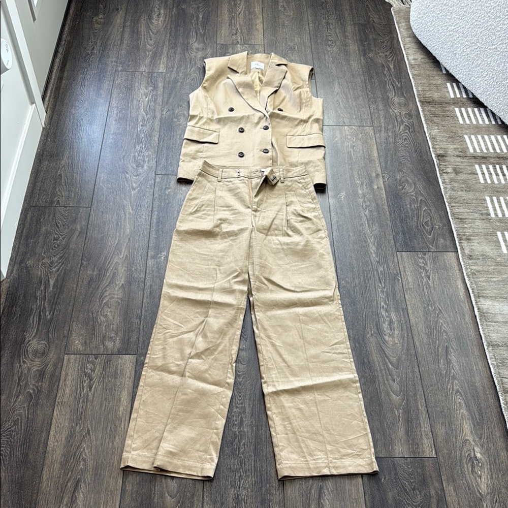 Rails Tan Pantsuit with Belted Waist and Wide Leg - Top Size S - Pants Size 2